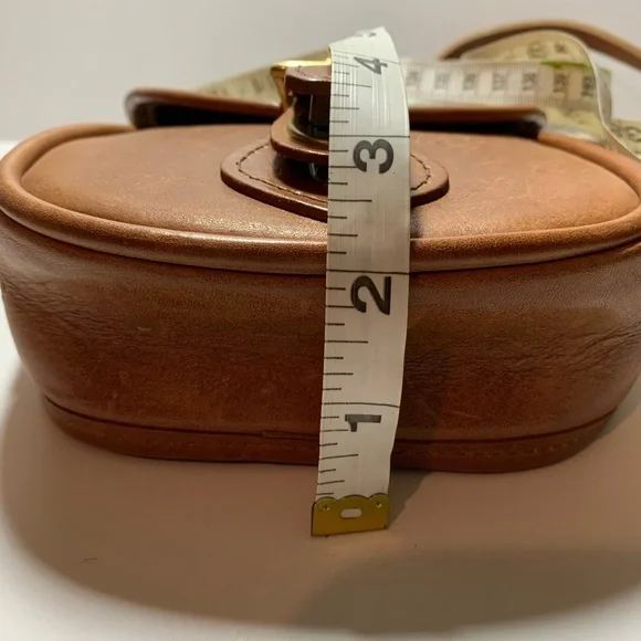 J.W. Hulme Leather Legacy Crossbody Handbag - Picture 10 of 15